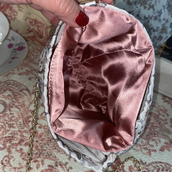 Dior Beauty Floral Print Pouch - Picture 12 of 17